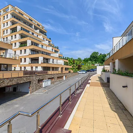 2br Seasons Garden View Apartment